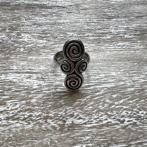 Retired James Avery Scroll ring, size 7. .925 silver. Gently worn.